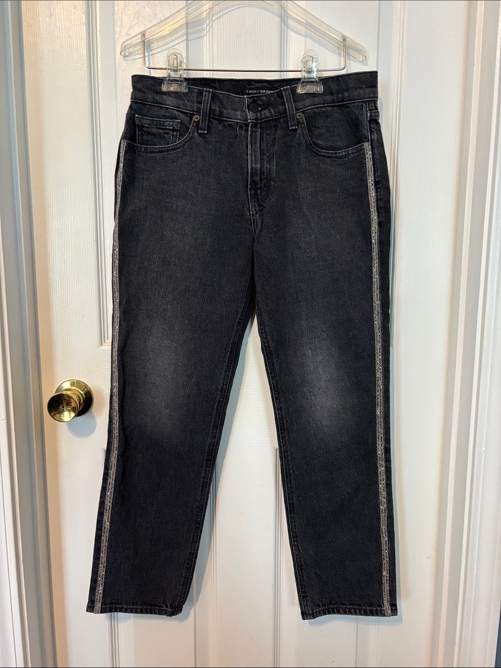 Lucky Brand Women’s Black Denim Jeans with rhinestones down the sides!
